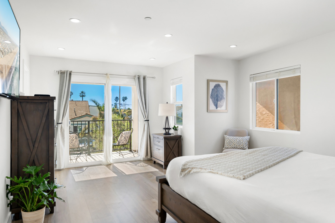 The Luxe Shores House | The Chosen Collection 2