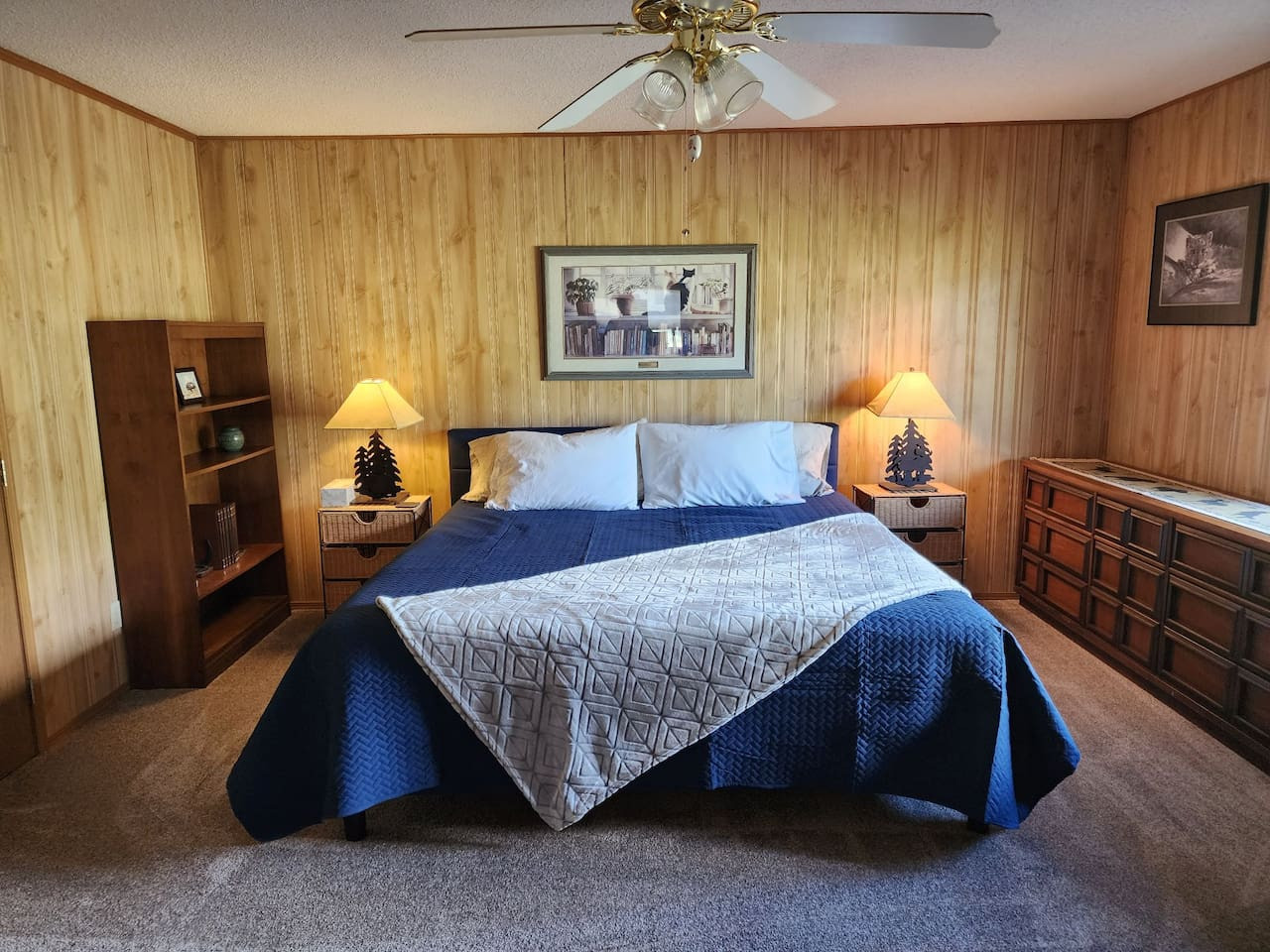 Highly acclaimed king mattress made by Molecule recommended by professional sports figures.