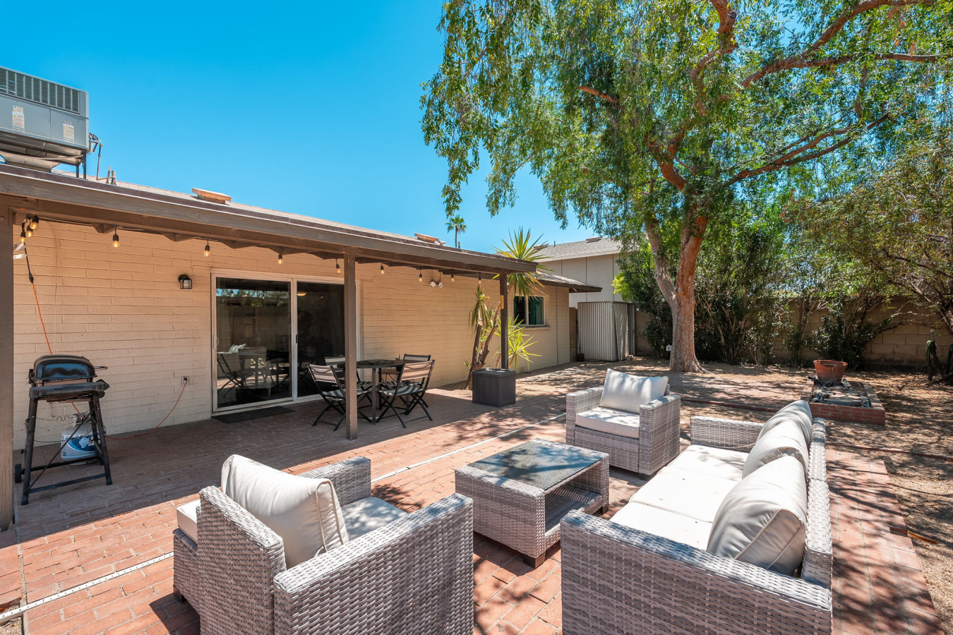 5114 S Dorsey Ln - 60.jpg