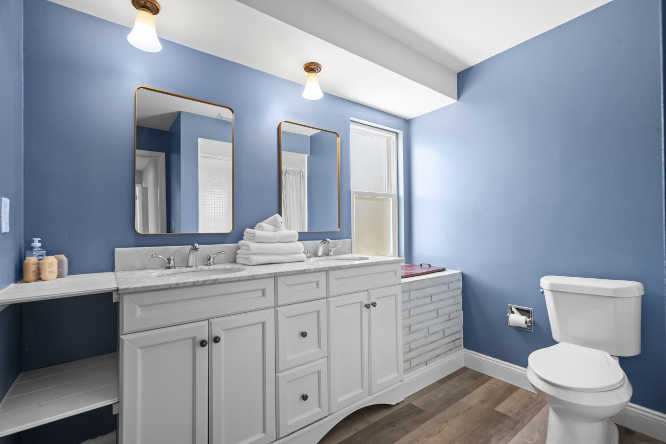 24-8402 Lava Pl_0024.JPG