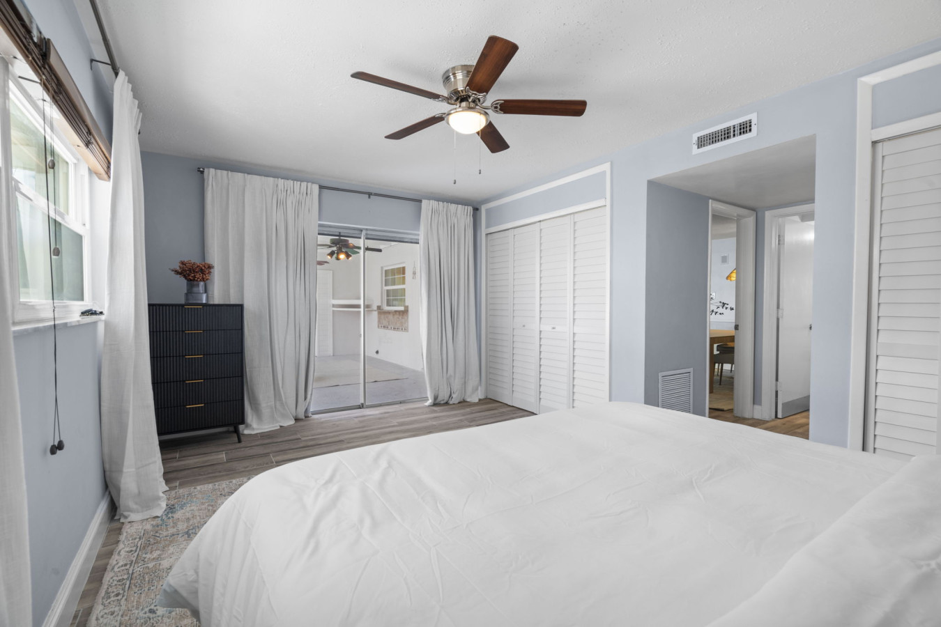 29-8402 Lava Pl_0029.JPG