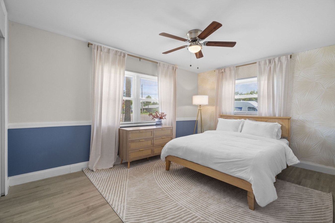 21-8402 Lava Pl_0021.JPG