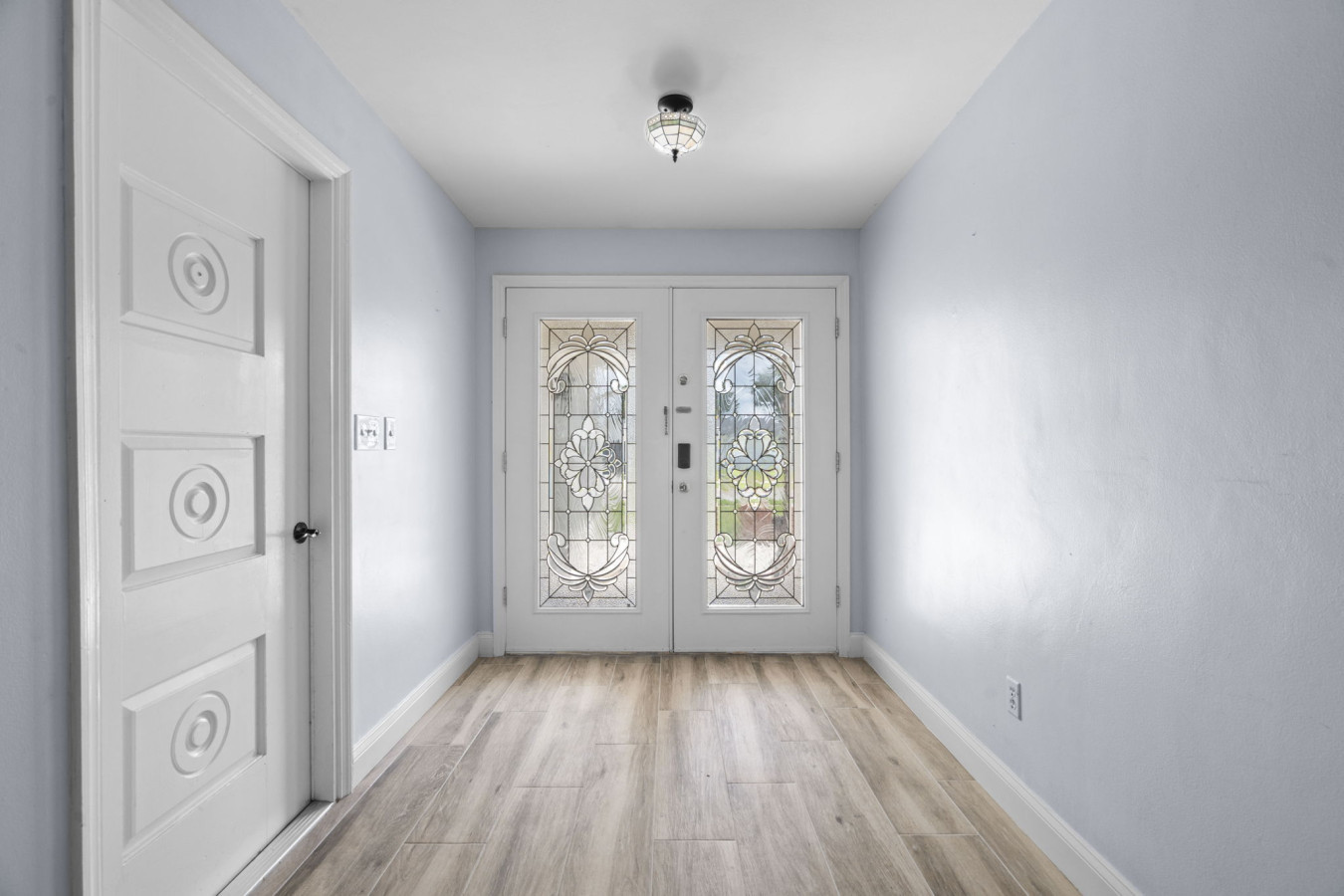 6-8402 Lava Pl_0006.JPG