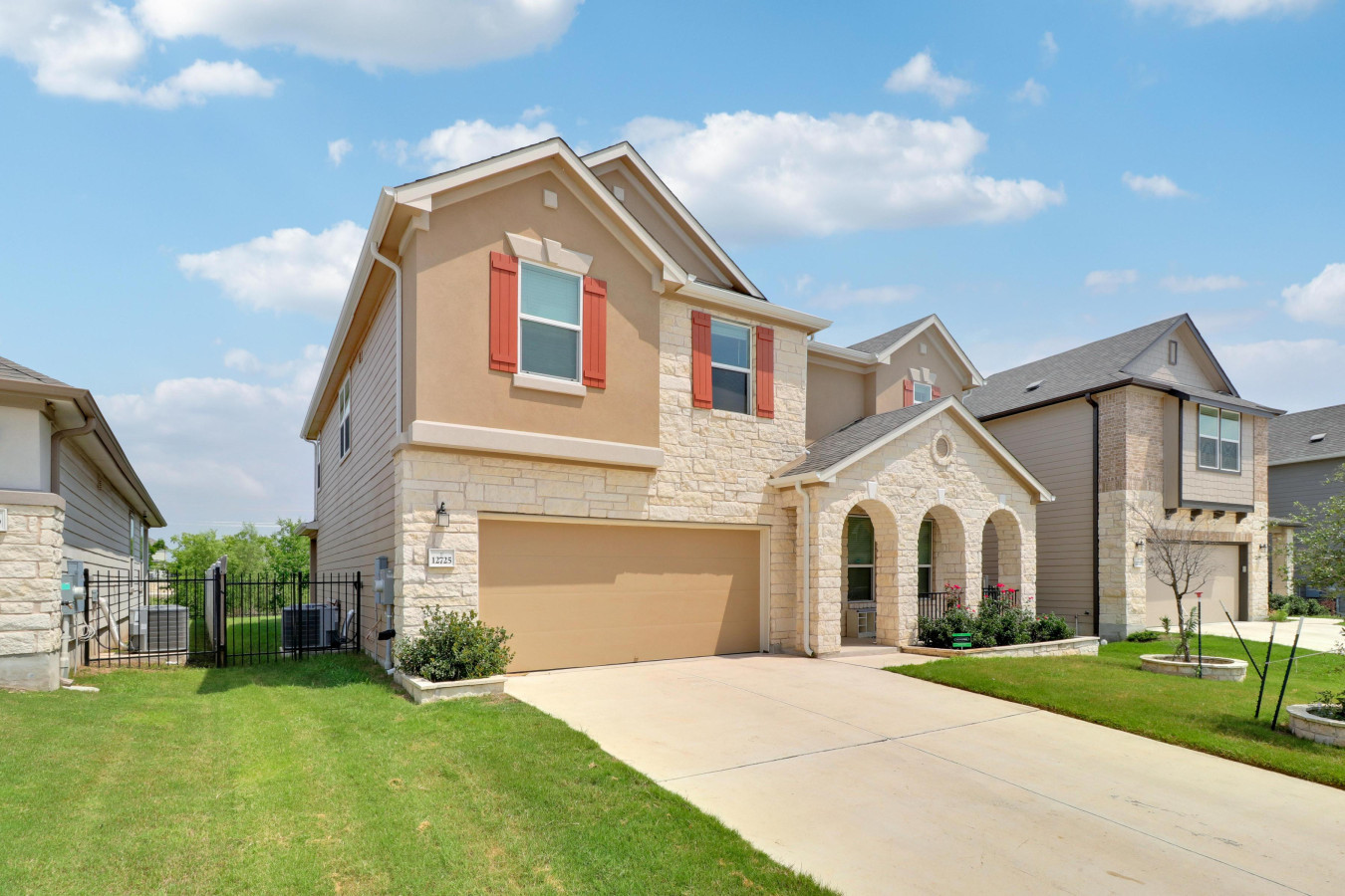 8710Photography-Web-Friendly-12725-Mogador-Street-Manor-TX-78653-3.jpg
