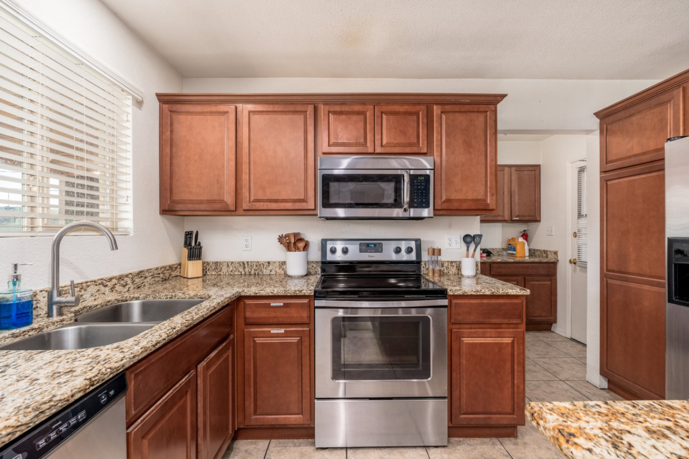 7519 E Princeton Ave, 09-09 - 20.jpg