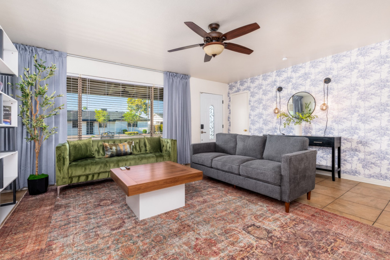 7519 E Princeton Ave, 09-09 - 05.jpg