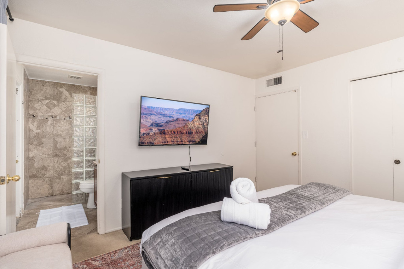 7519 E Princeton Ave, 09-09 - 43.jpg