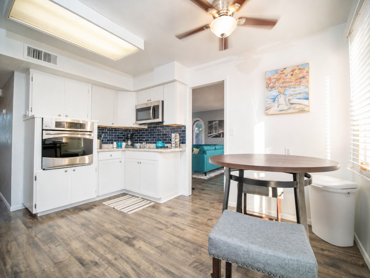13-kitchen-5.jpg