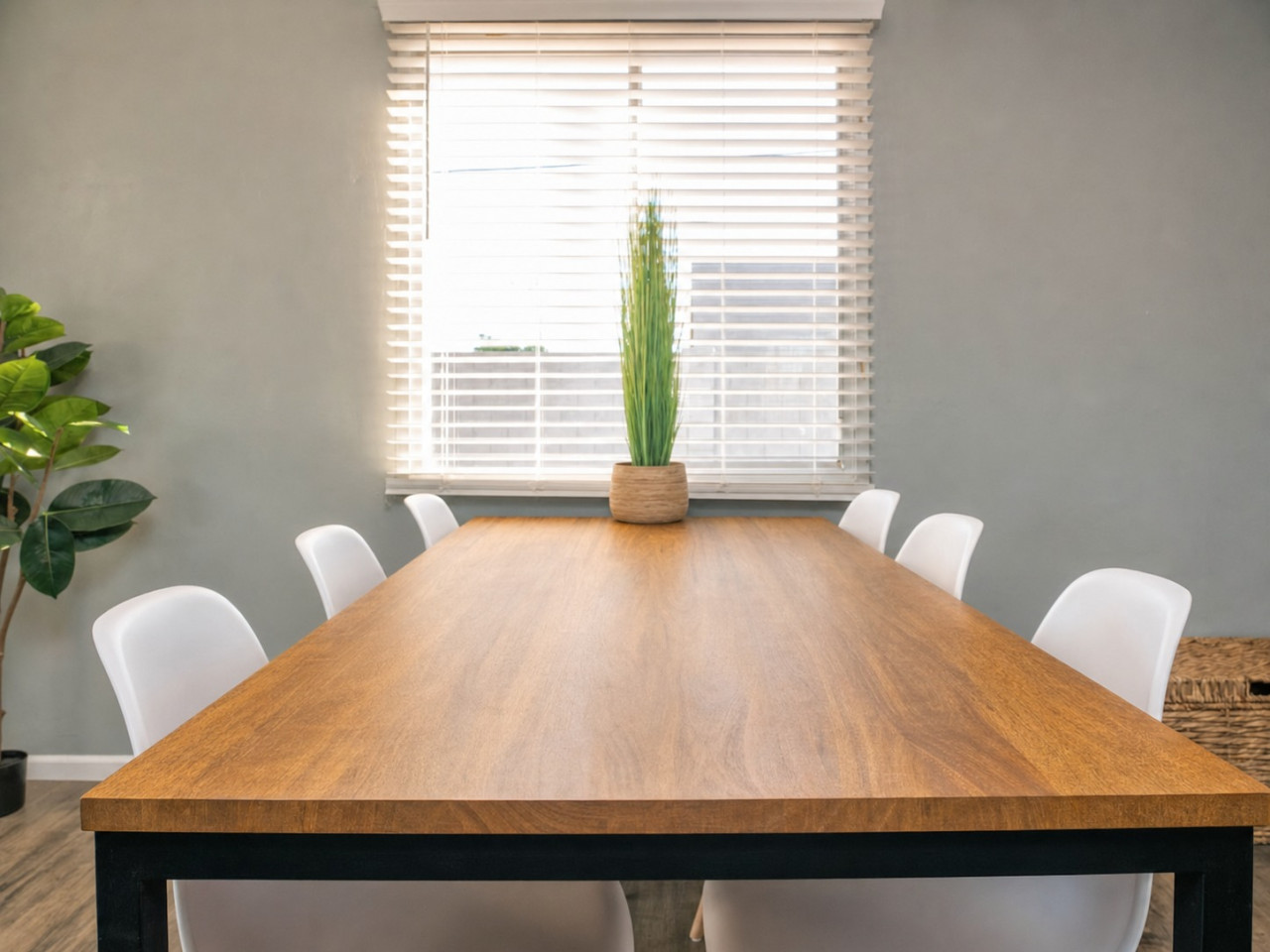 09-dining-2.jpg