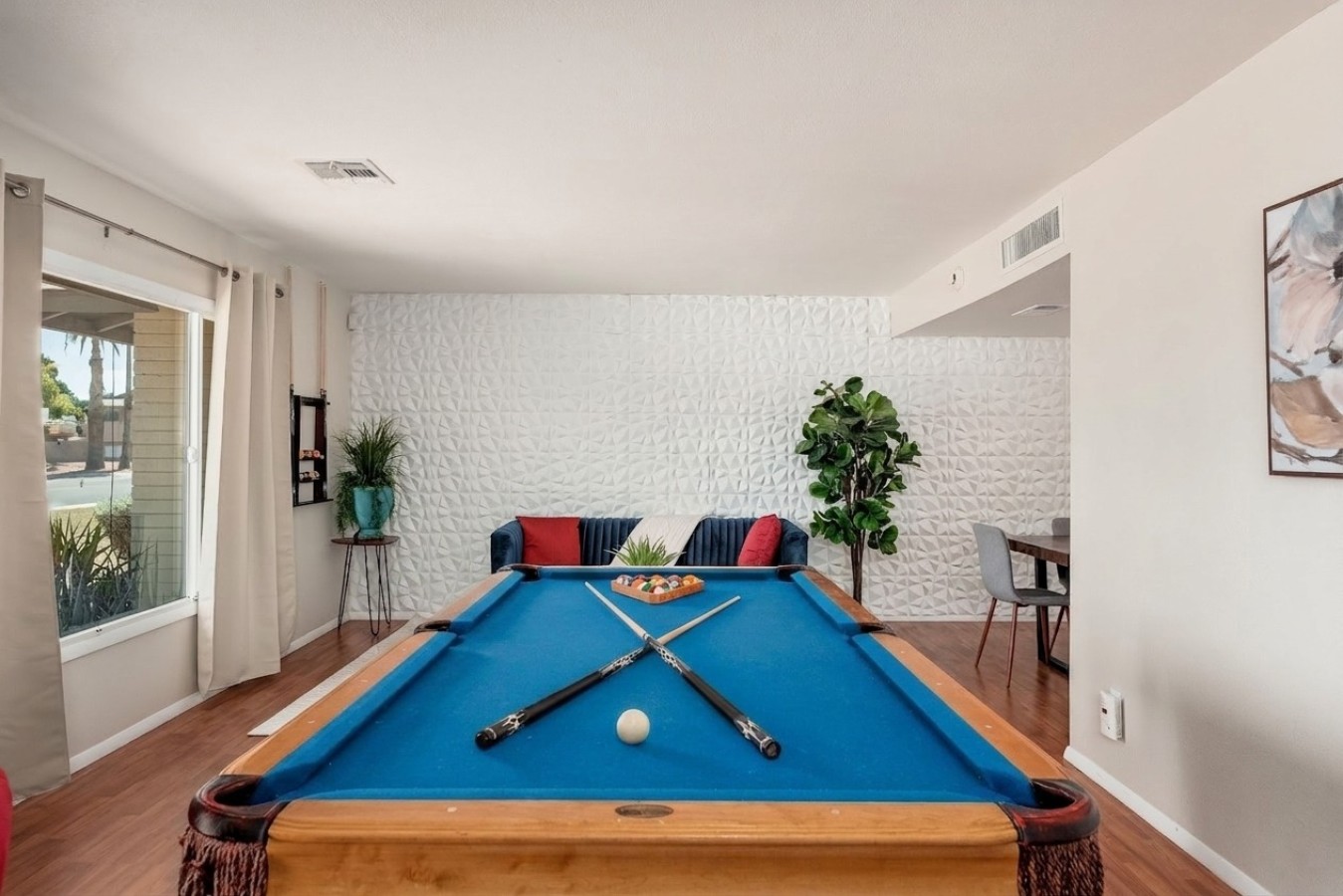 02-pool-table-straight.jpg