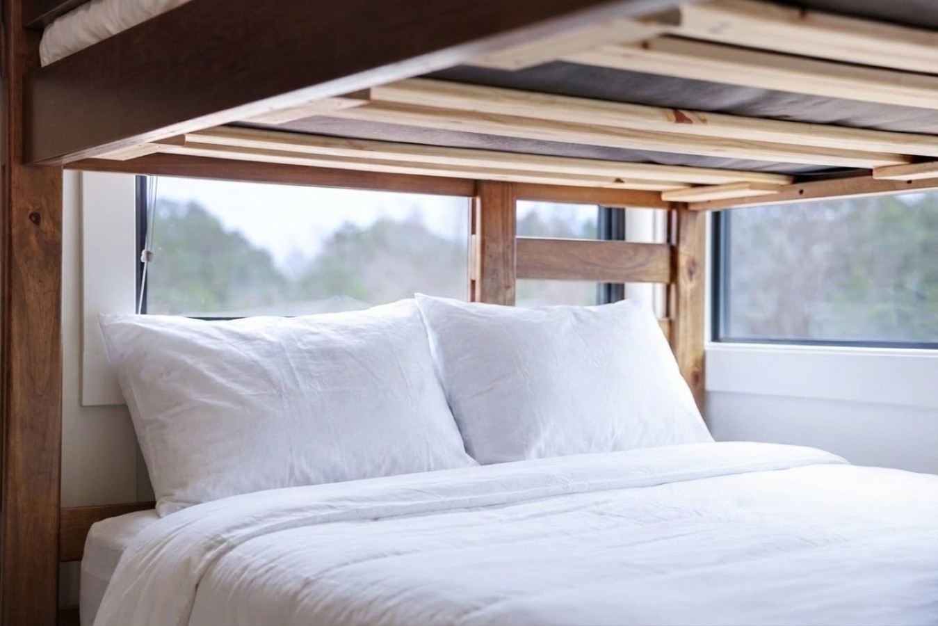 34-Bedroom-3-close-up.jpg