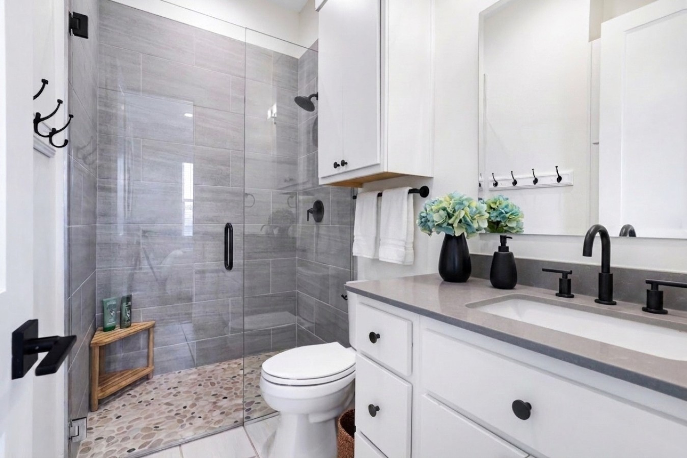 30-en-suit-bathroom-walk-in-shower-bedroom-1.jpg