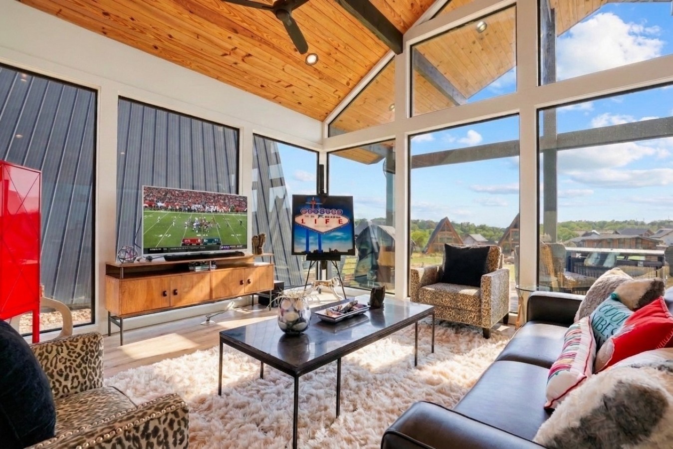 02-Living-Room-2.jpg