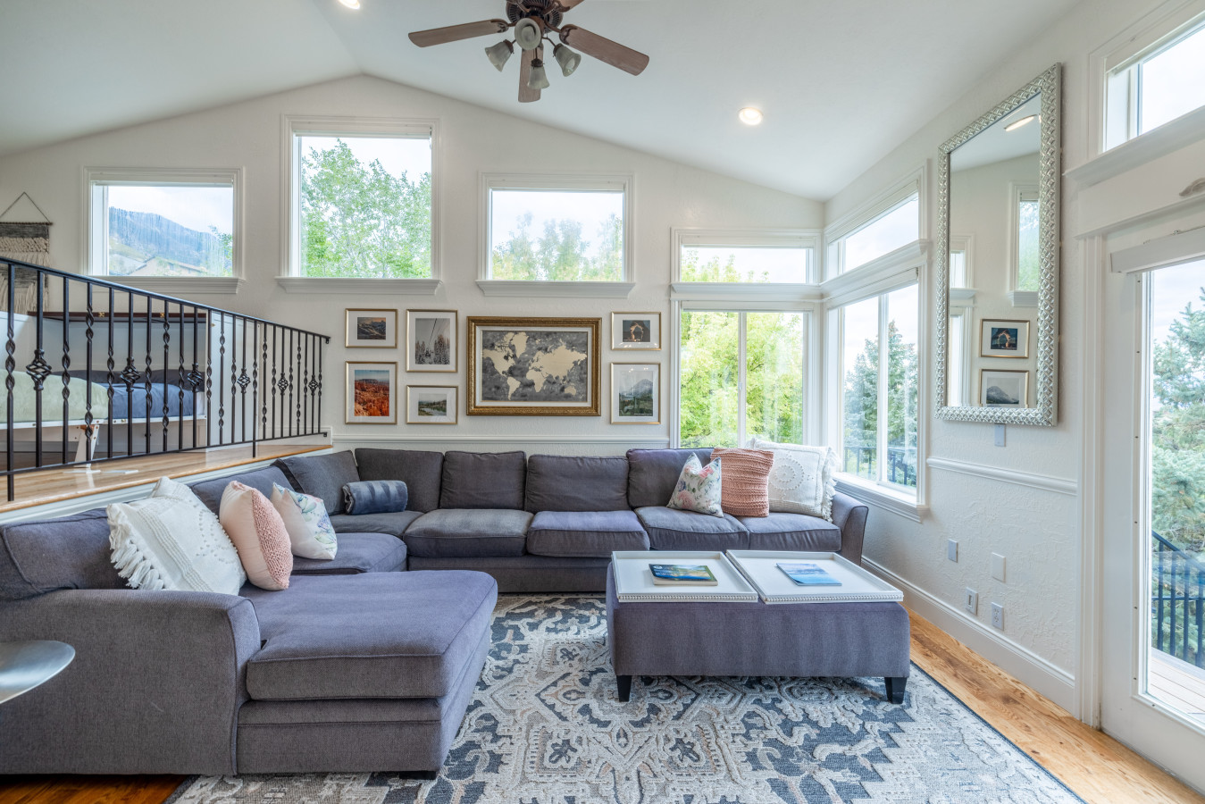 Breathtaking Mountain Views And Cozy Fireplaces - Amazing Canyon Retreat - Sandy, UT
