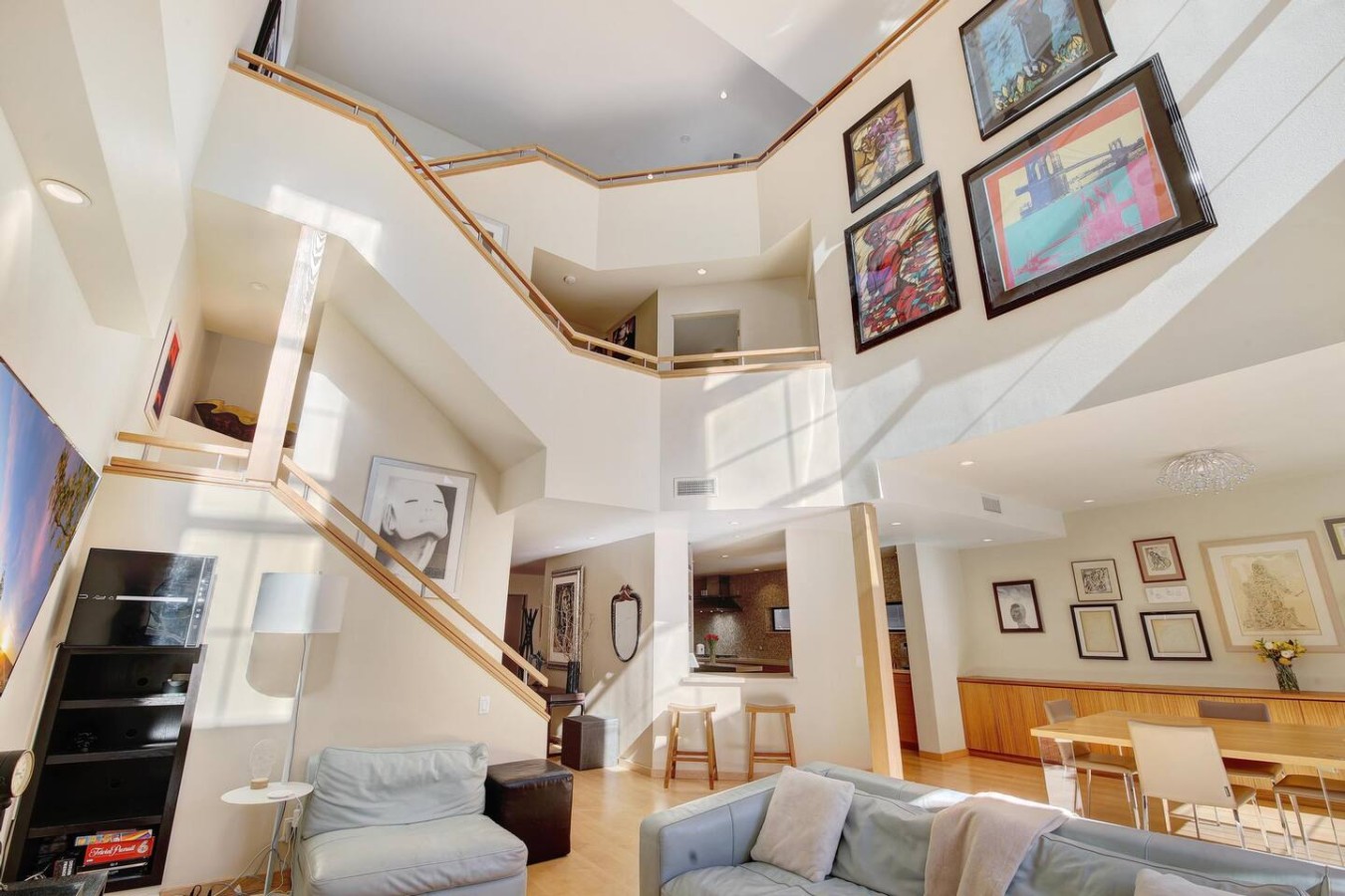 Stunning Luxury Rooftop Steps From The Beach - Venice Beach, CA