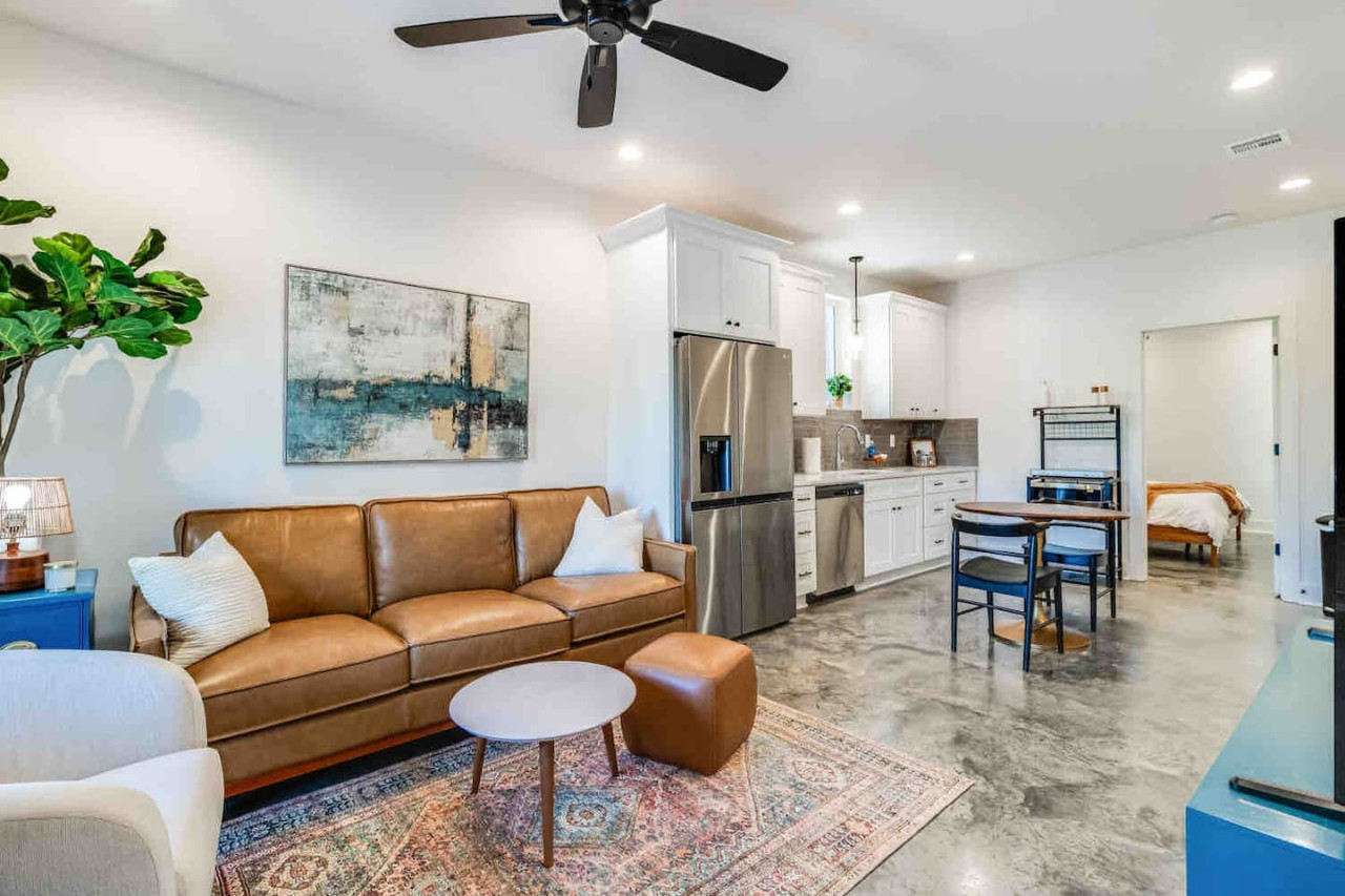 Magnolia House*cozy & Chic Cajun Country Retreat - Lafayette, LA