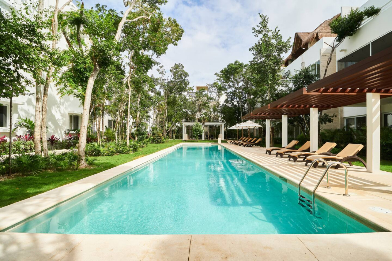 Macbeth - Rooftop with Jacuzzi & Beach Club Access 6