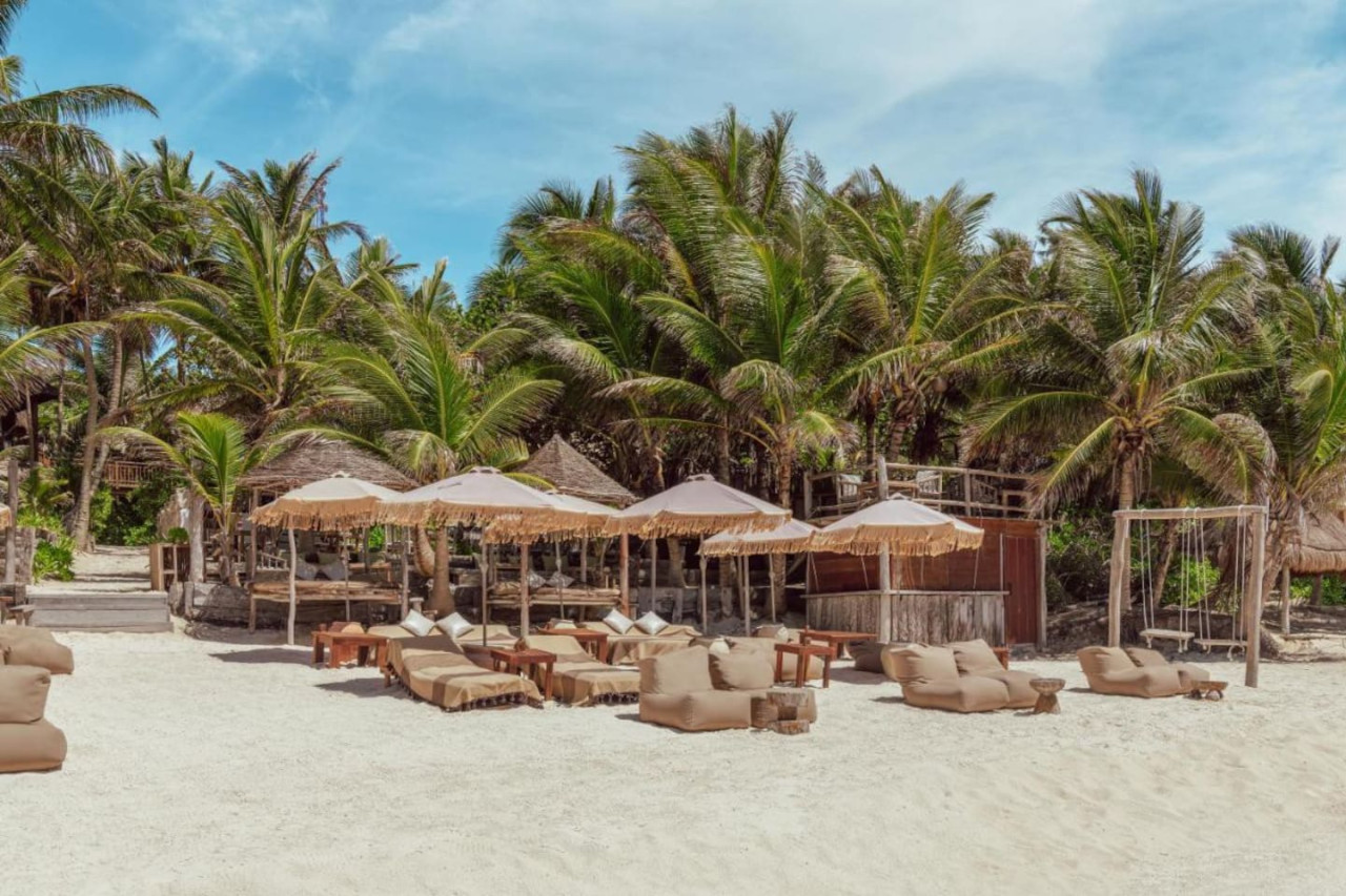 Dorian Gray- Pool & Beach Club Access&300mbps WIFI 5