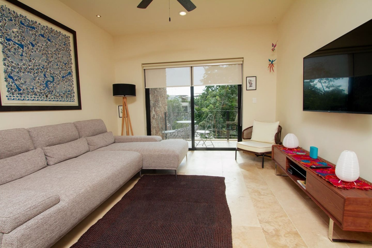 3BR PenthouseΔPrivate Rooftop& JacuzziΔPrime location 6
