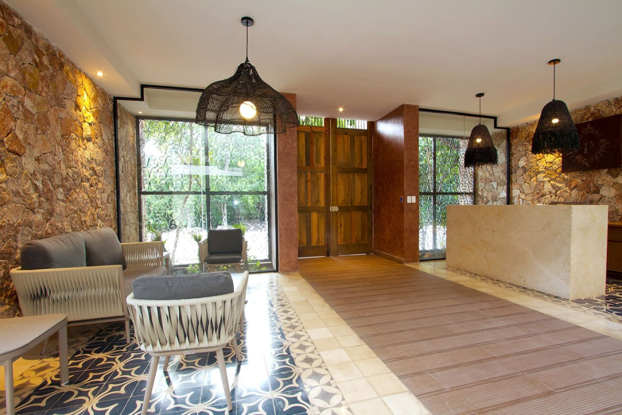 3BR PenthouseΔPrivate Rooftop& JacuzziΔPrime location 3
