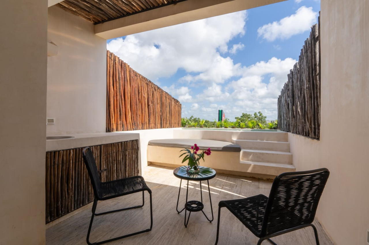 Sapphire - 2 floors condo with Private roof and pool