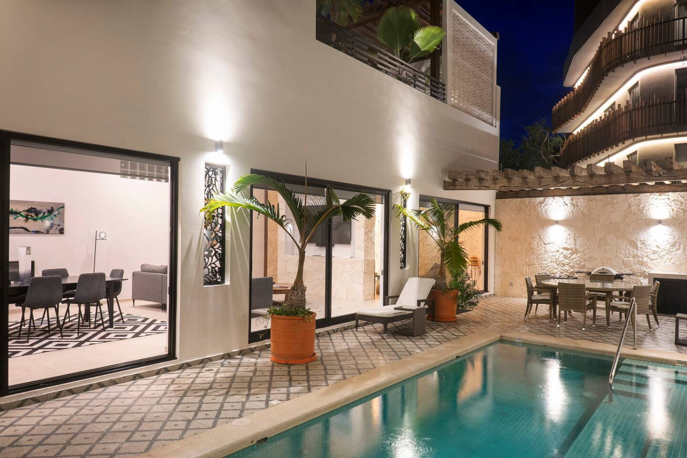 Aesthetic luxury villa in prestige zone Aldea Zama 2
