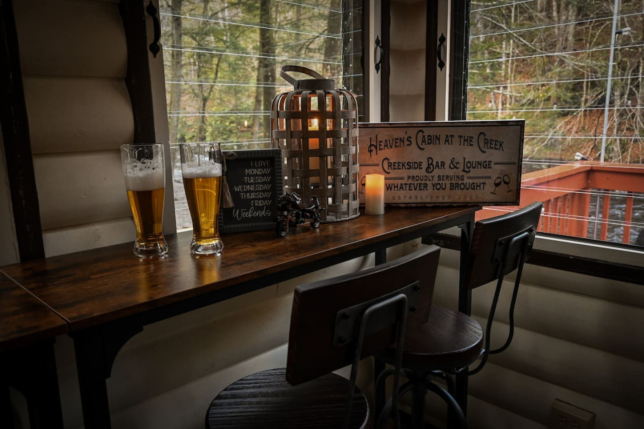 Heaven's Cabin At The Creek