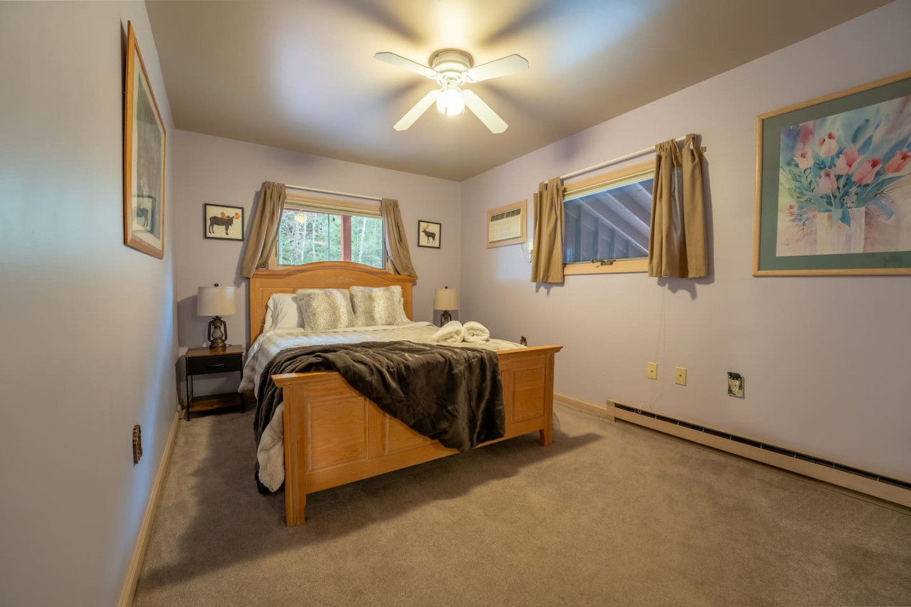 Heaven's Cabin At The Creek