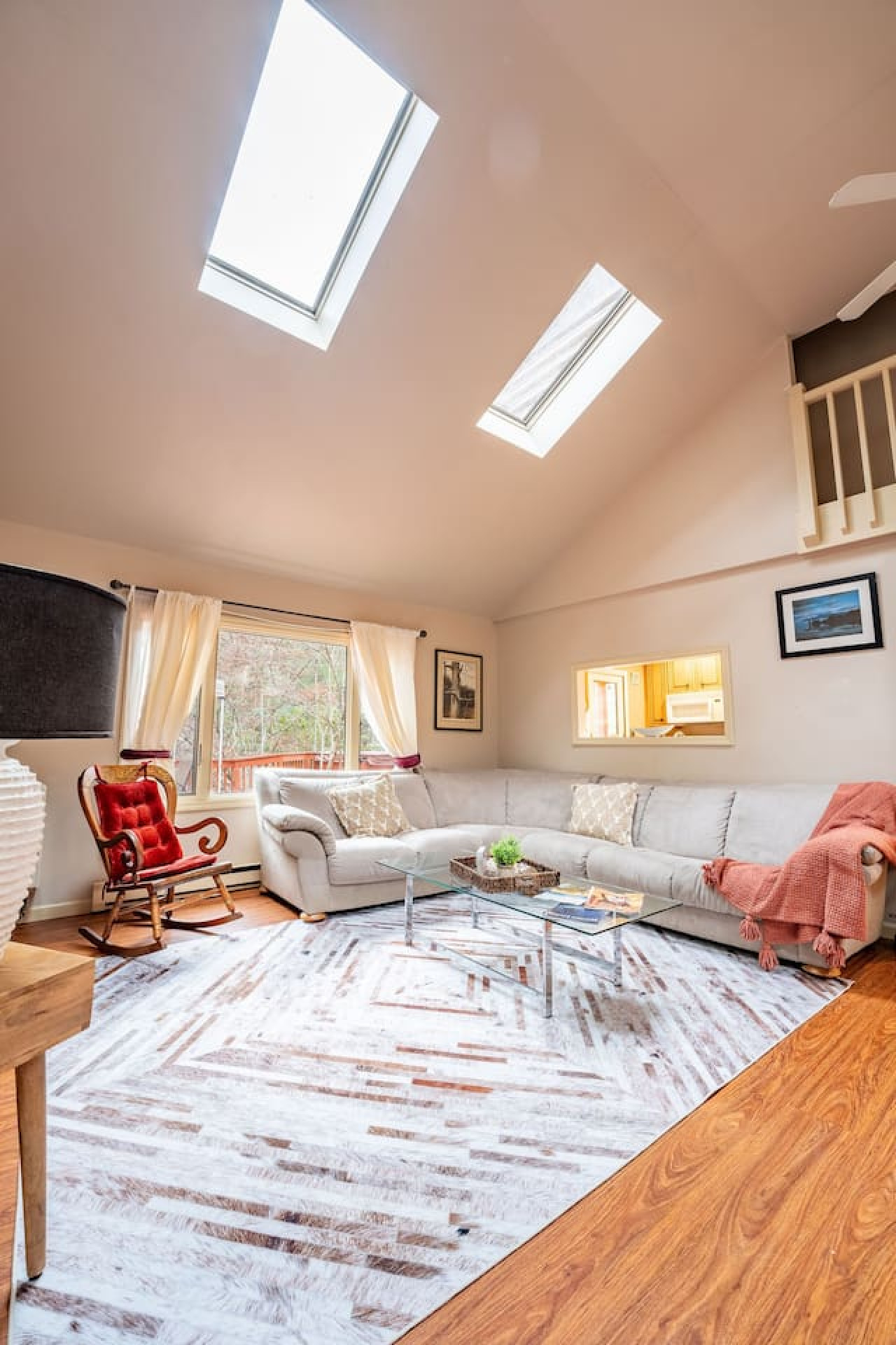 Heaven's Cabin At The Creek