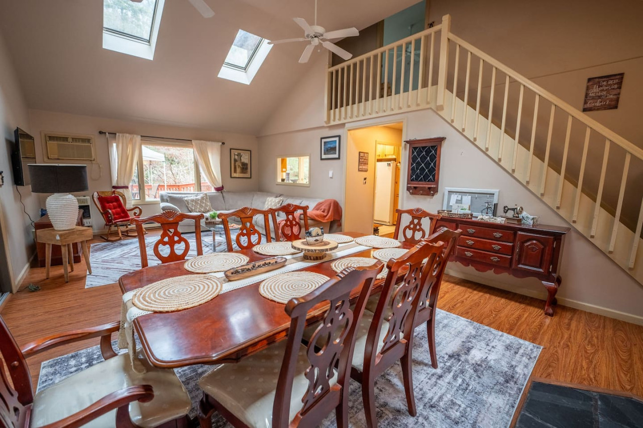 Heaven's Cabin At The Creek