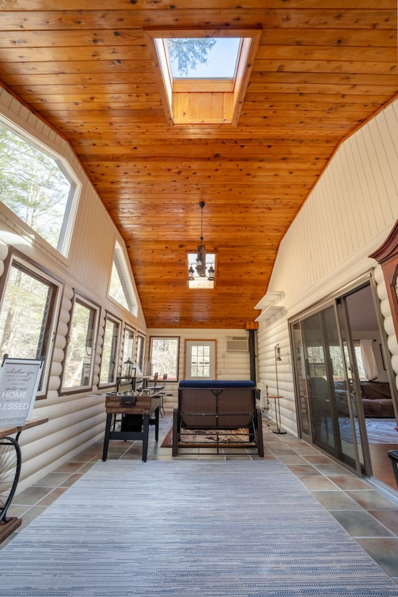 Heaven's Cabin At The Creek