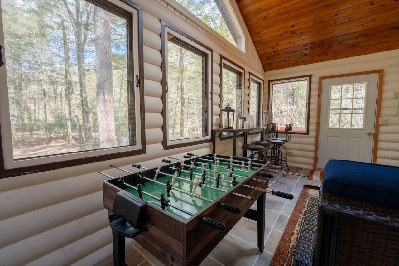 Heaven's Cabin At The Creek