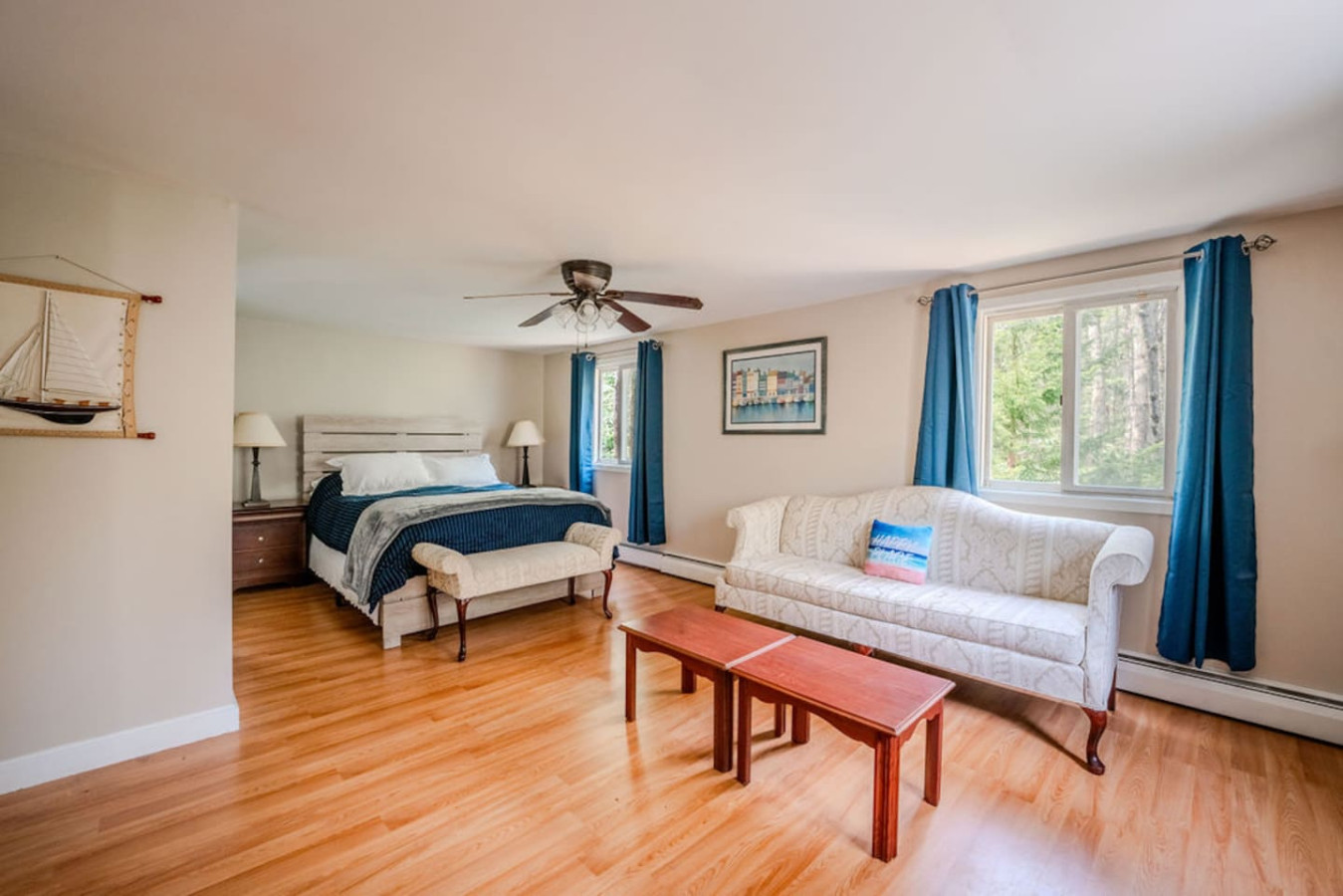 Pocono Chalet Home Mountain Lake Side/HotTub/Games