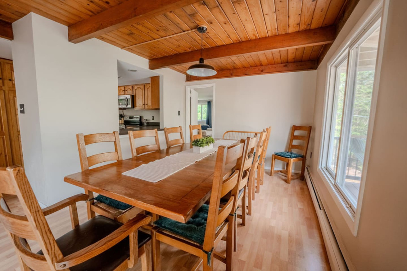 Pocono Chalet Home Mountain Lake Side/HotTub/Games