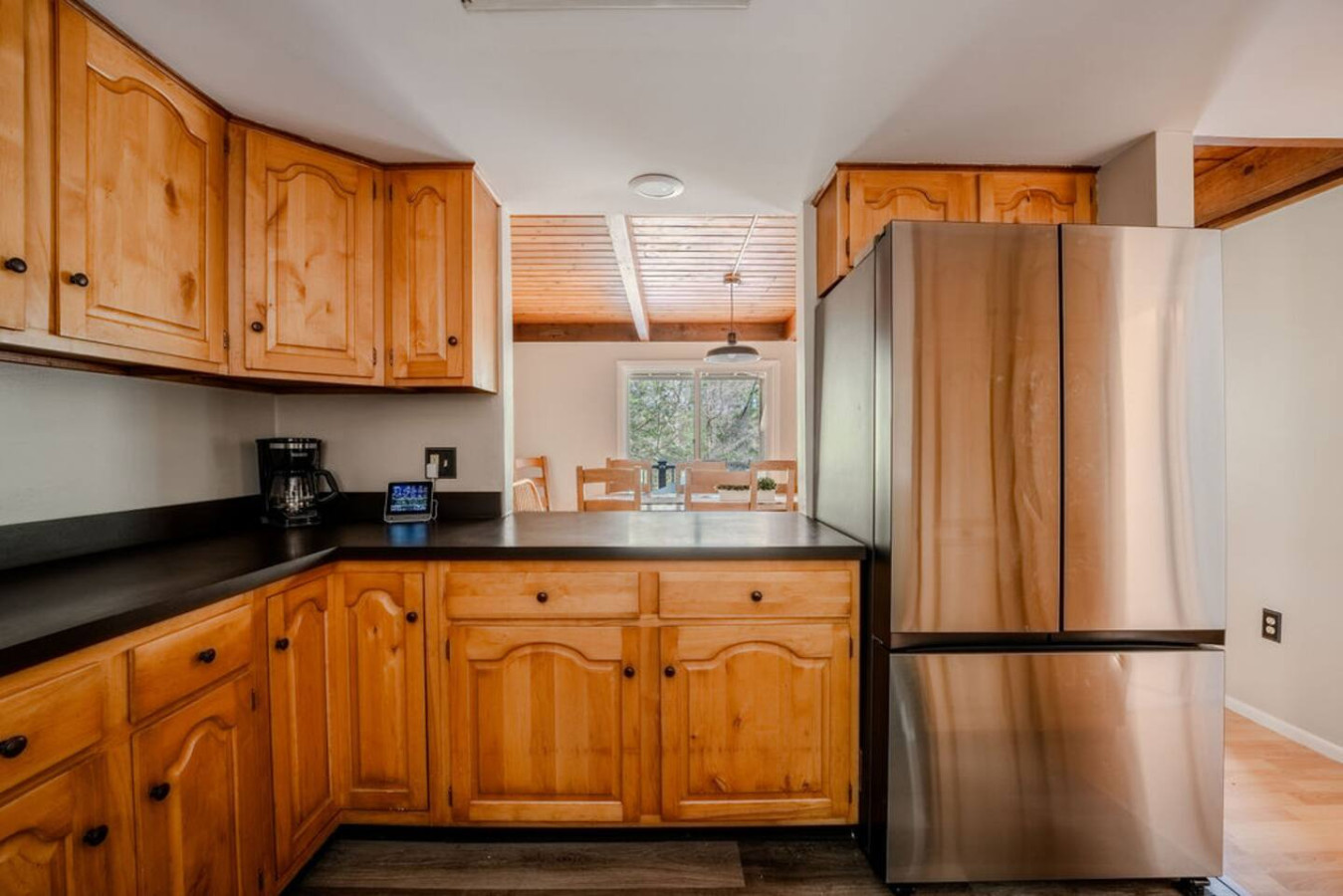 Pocono Chalet Home Mountain Lake Side/HotTub/Games