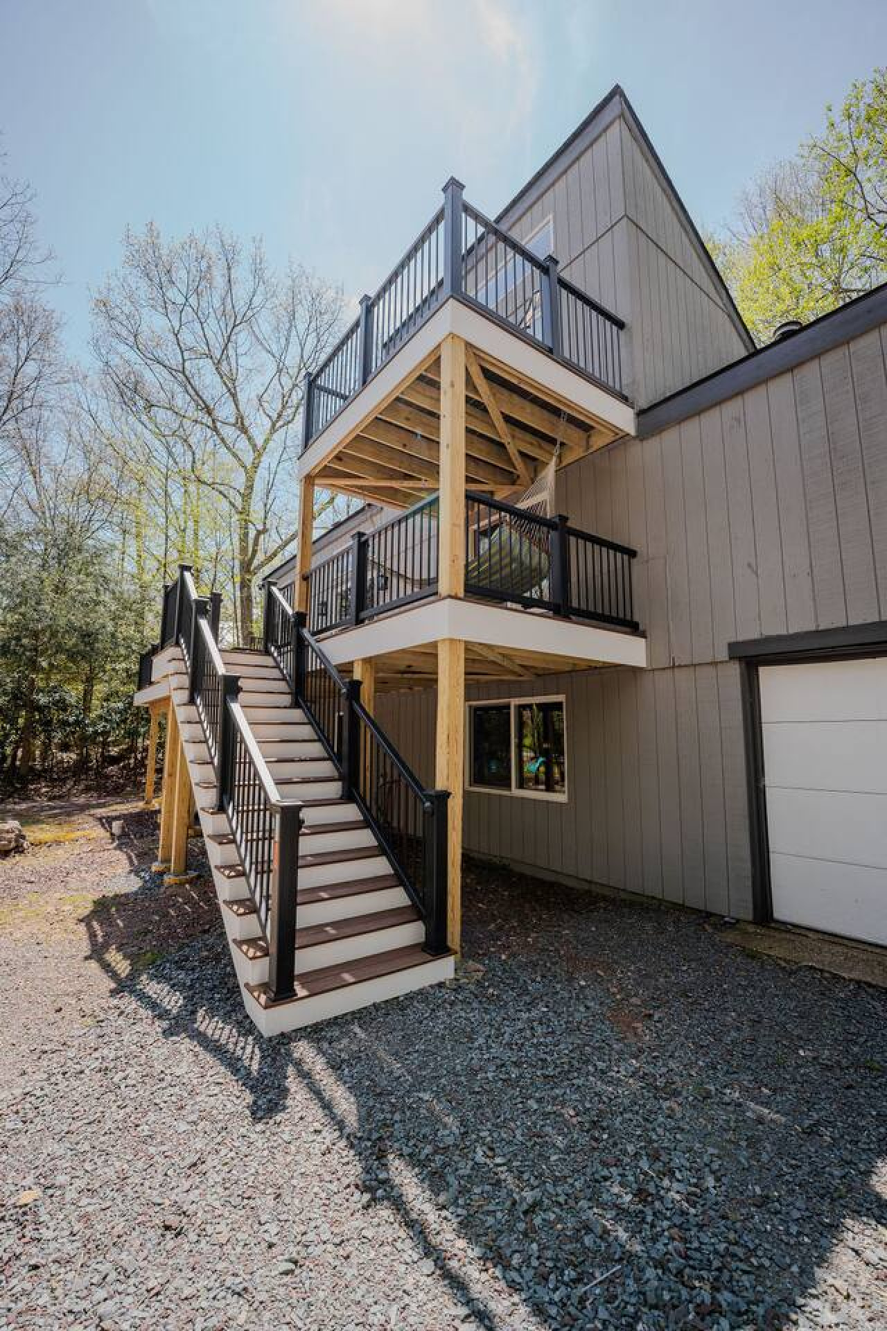 Pocono Chalet Home Mountain Lake Side/HotTub/Games