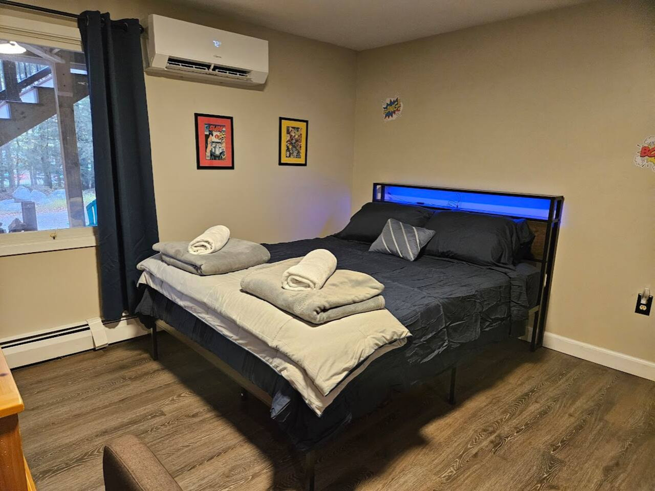 Pocono Chalet Home Mountain Lake Side/HotTub/Games