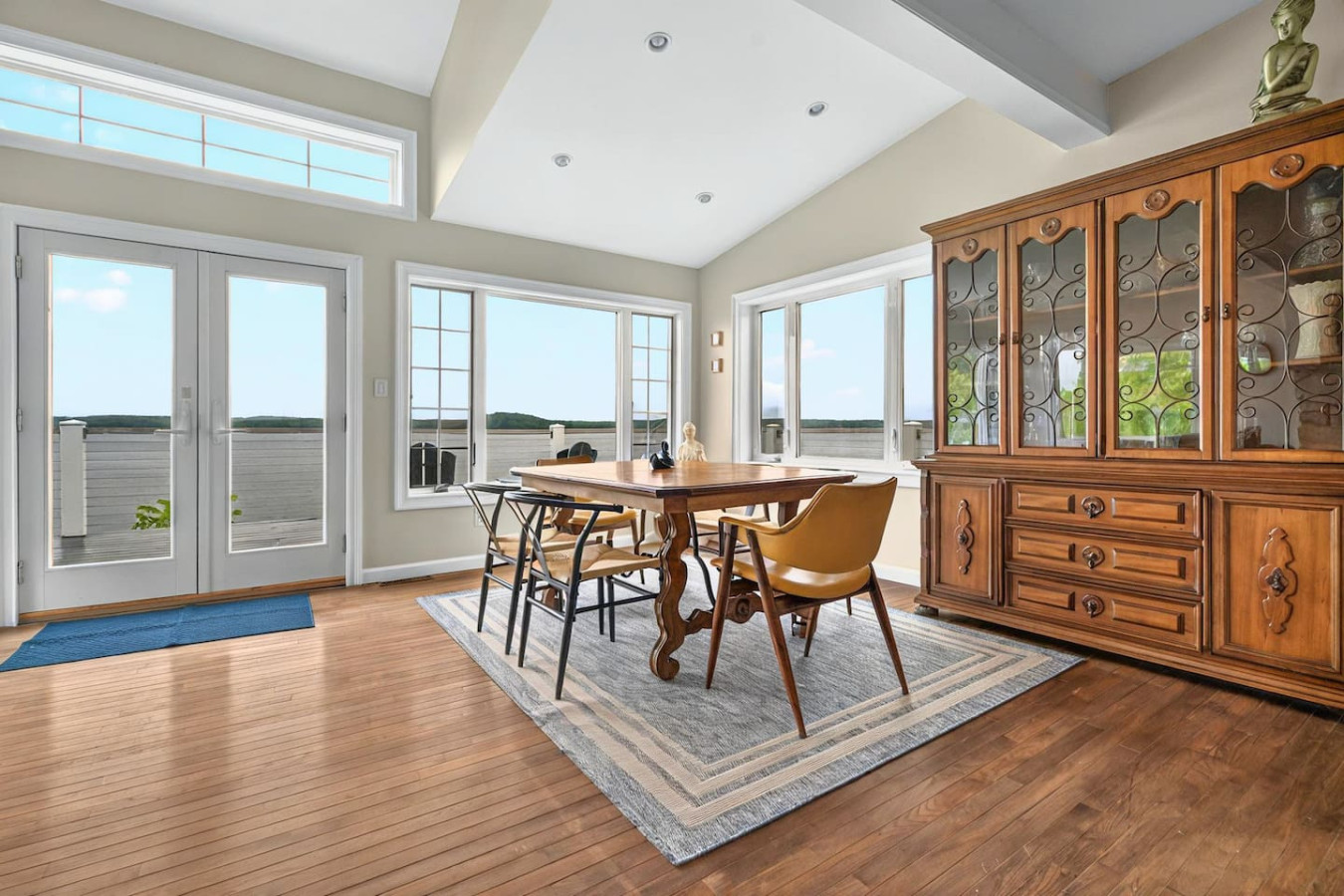 Waterfront Saratoga Lake House