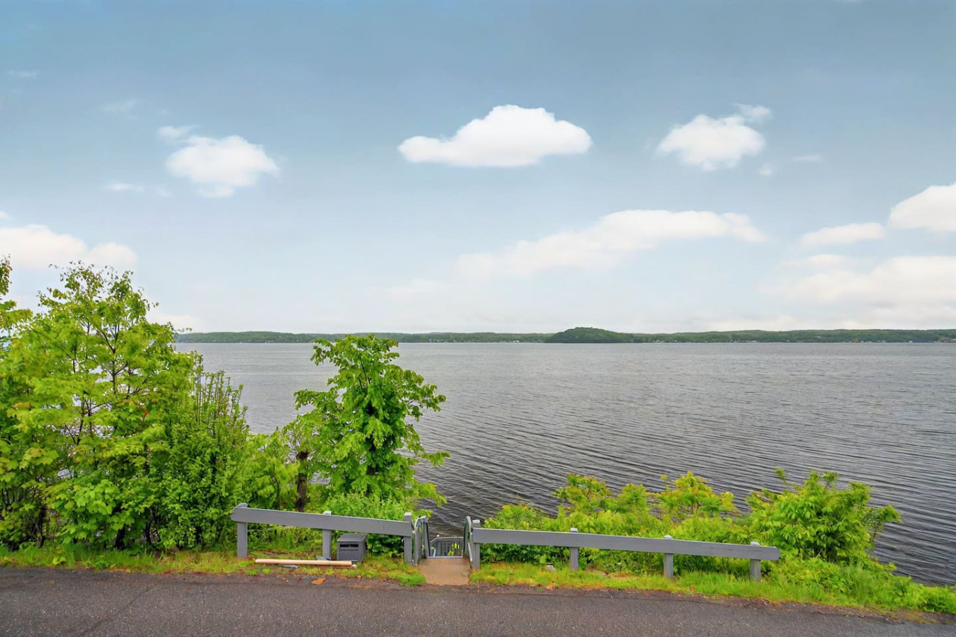 Waterfront Saratoga Lake House