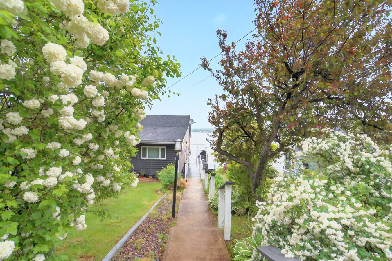 Waterfront Saratoga Lake House