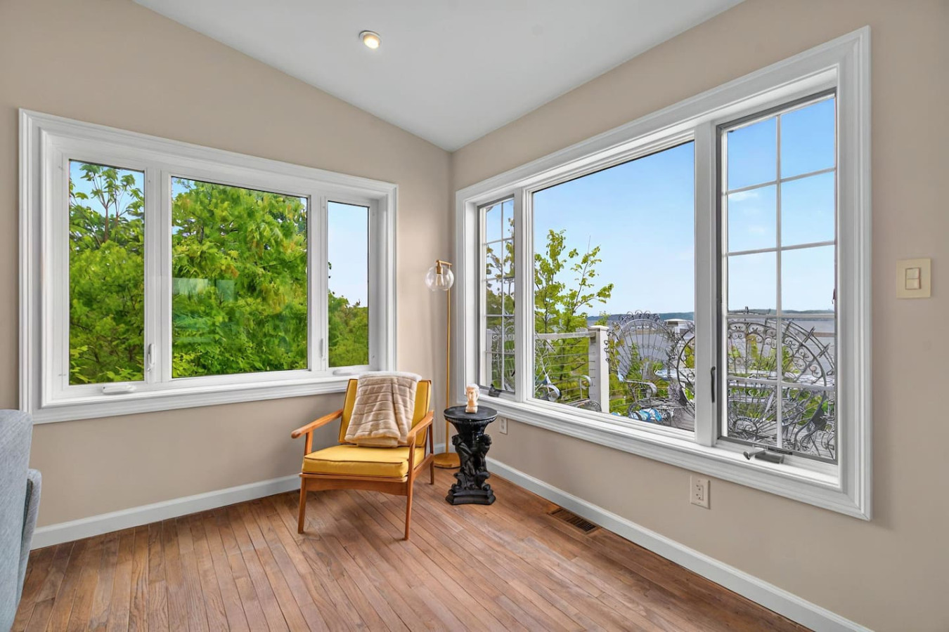 Waterfront Saratoga Lake House