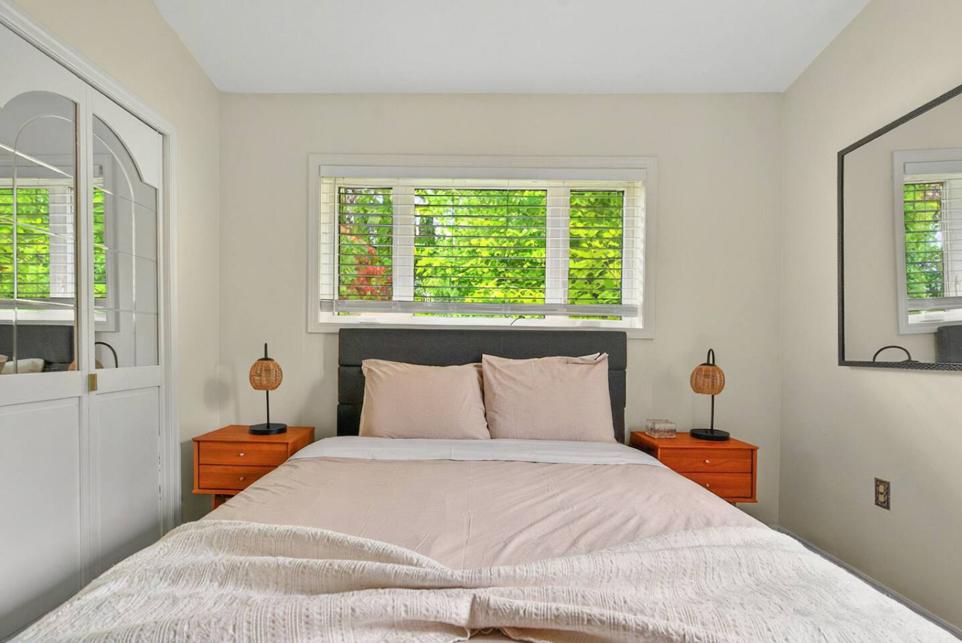 Waterfront Saratoga Lake House