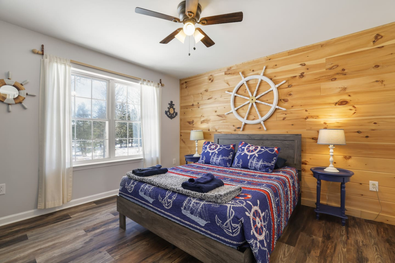 Lakefront Poconos 5BR | Hot Tub • Dock • Near Ski