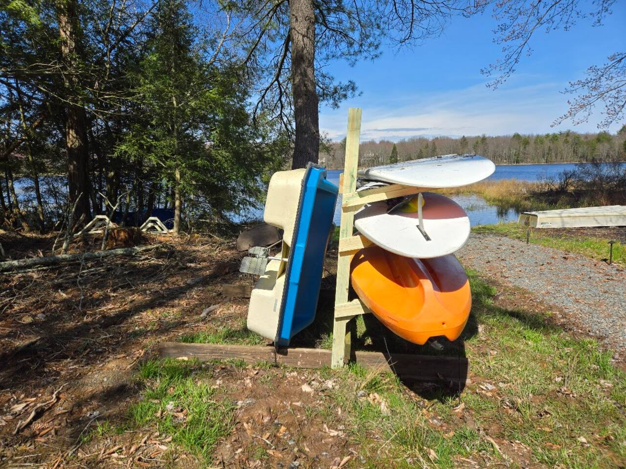 Lakefront Poconos 5BR | Hot Tub • Dock • Near Ski