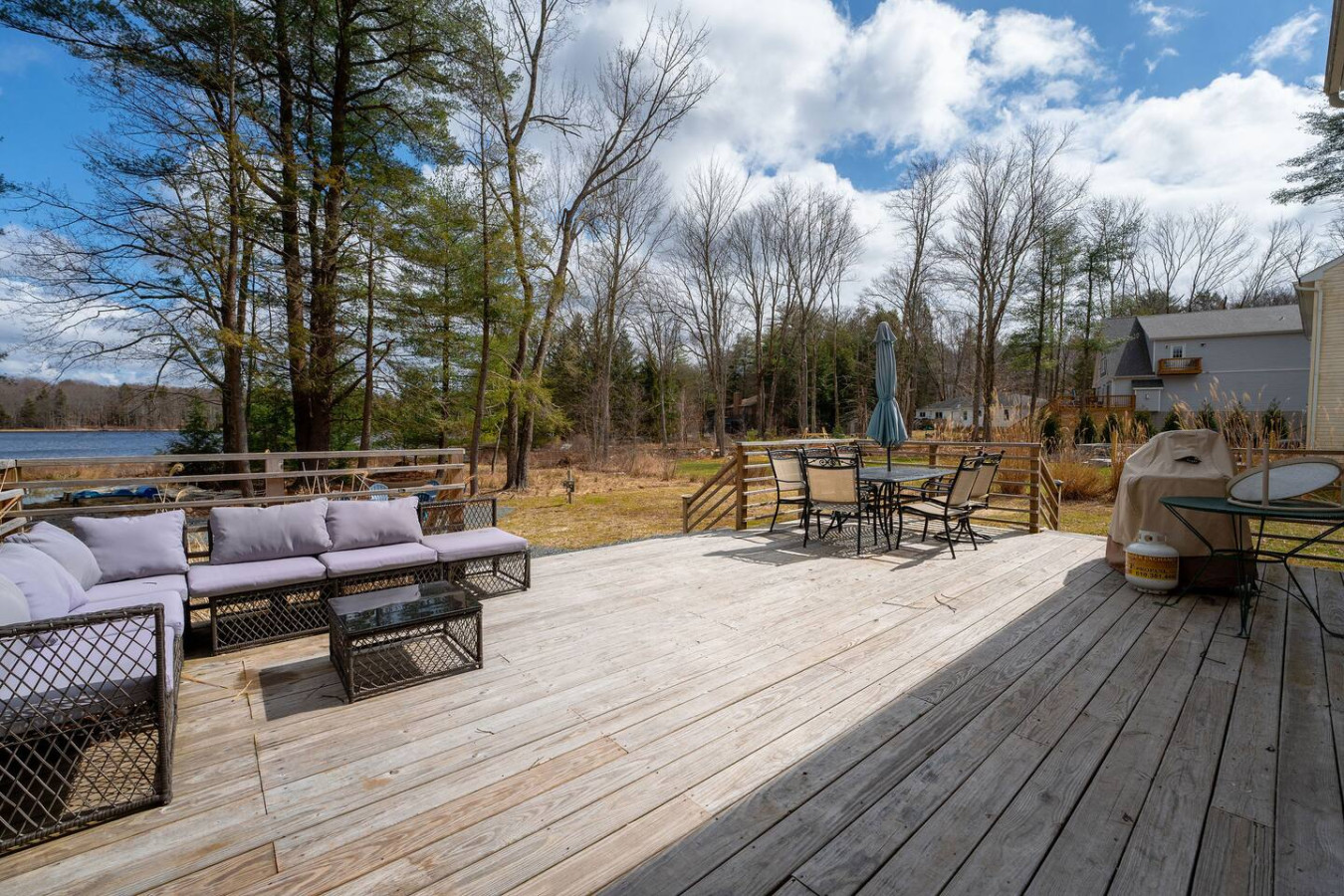 Lakefront Poconos 5BR | Hot Tub • Dock • Near Ski