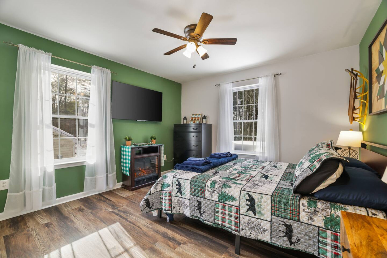 Lakefront Poconos 5BR | Hot Tub • Dock • Near Ski