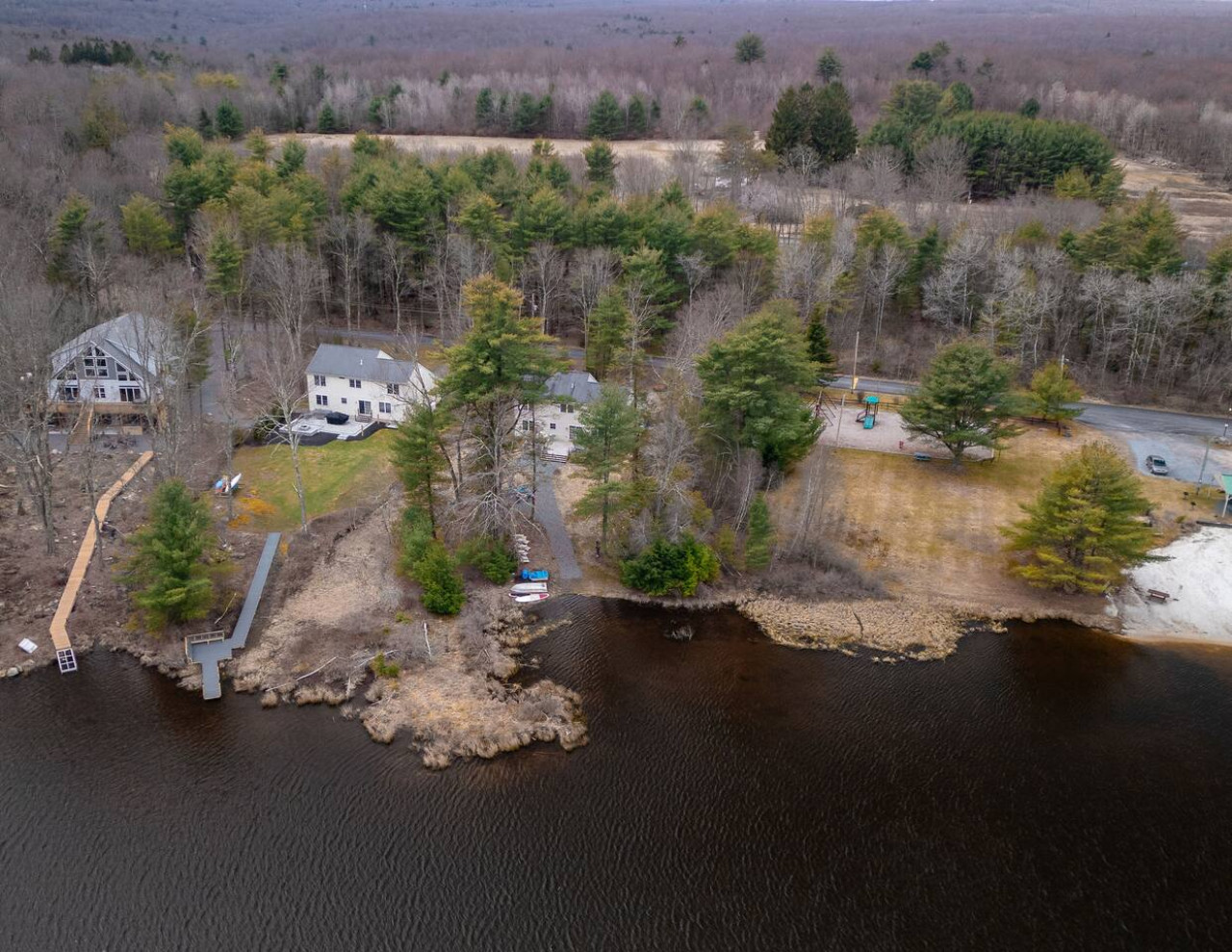 Lakefront Poconos 5BR | Hot Tub • Dock • Near Ski