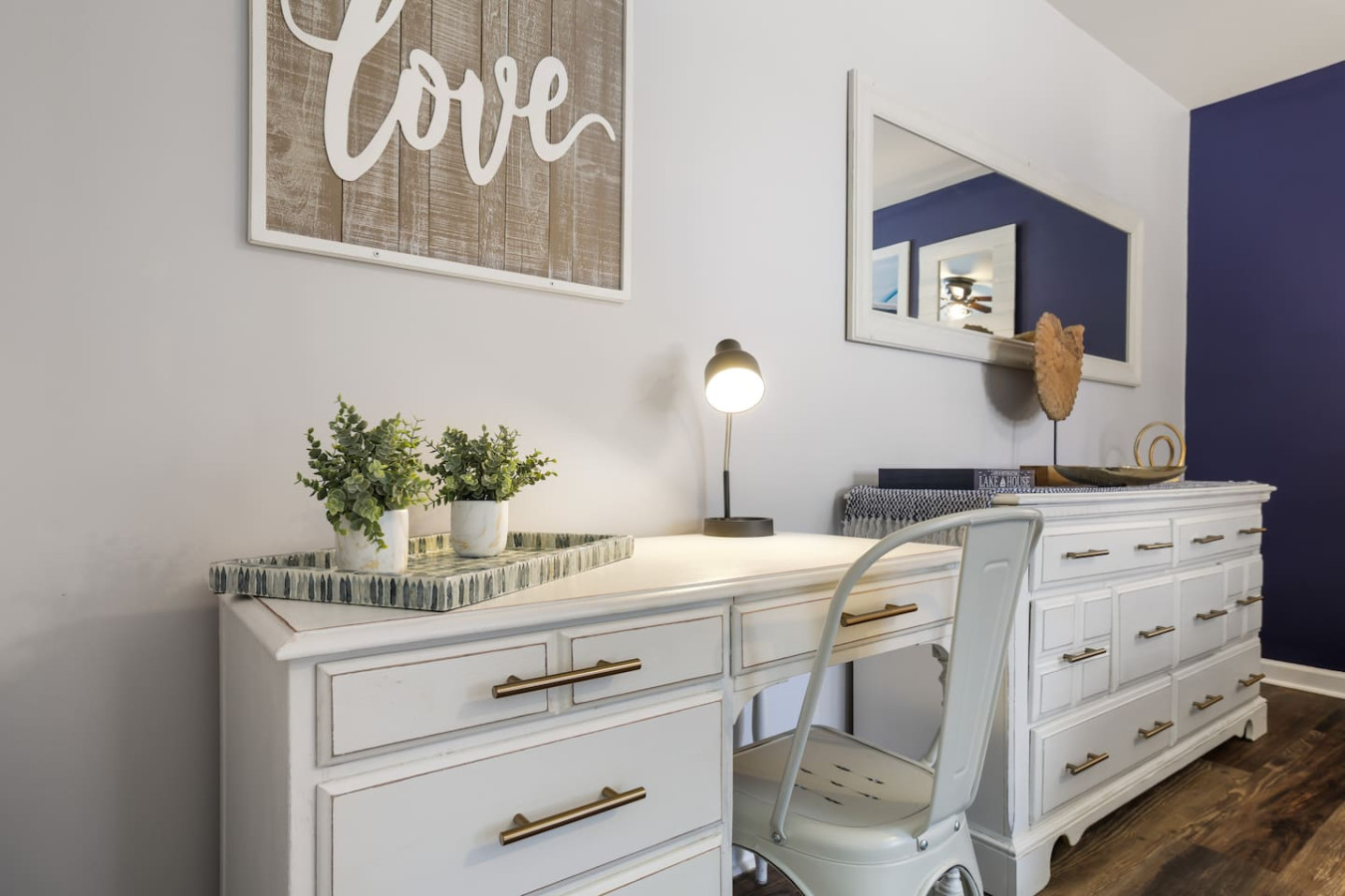 Lakefront Poconos 5BR | Hot Tub • Dock • Near Ski