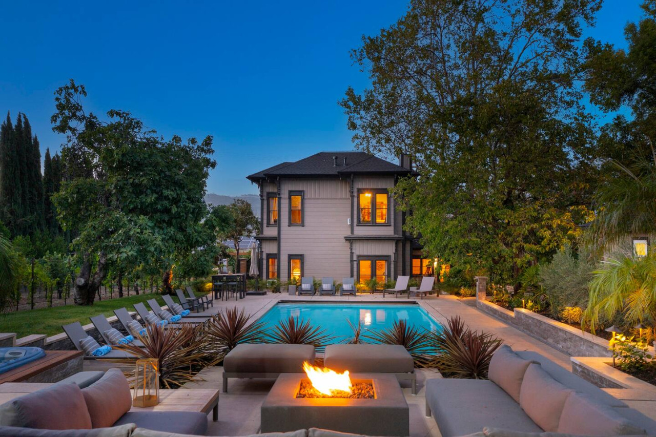 Elite Cribs Estate