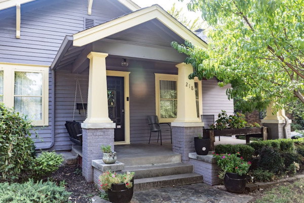 Nugget's Roost - Maple Ridge Gem